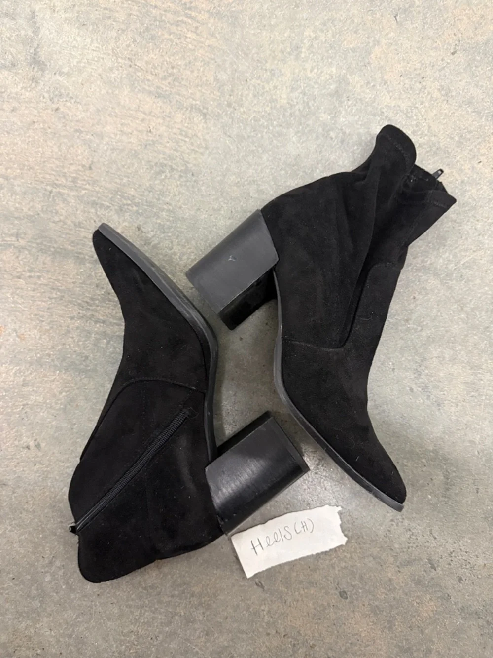 Steve Madden Black Suede Pointed Toe Ankle Booties - Picture 4 of 4